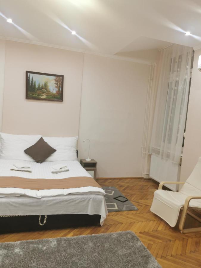 Baross-Hat 5 Szolnok Luaran gambar