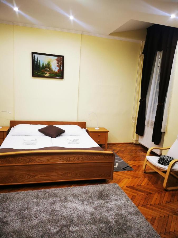Baross-Hat 5 Szolnok Luaran gambar